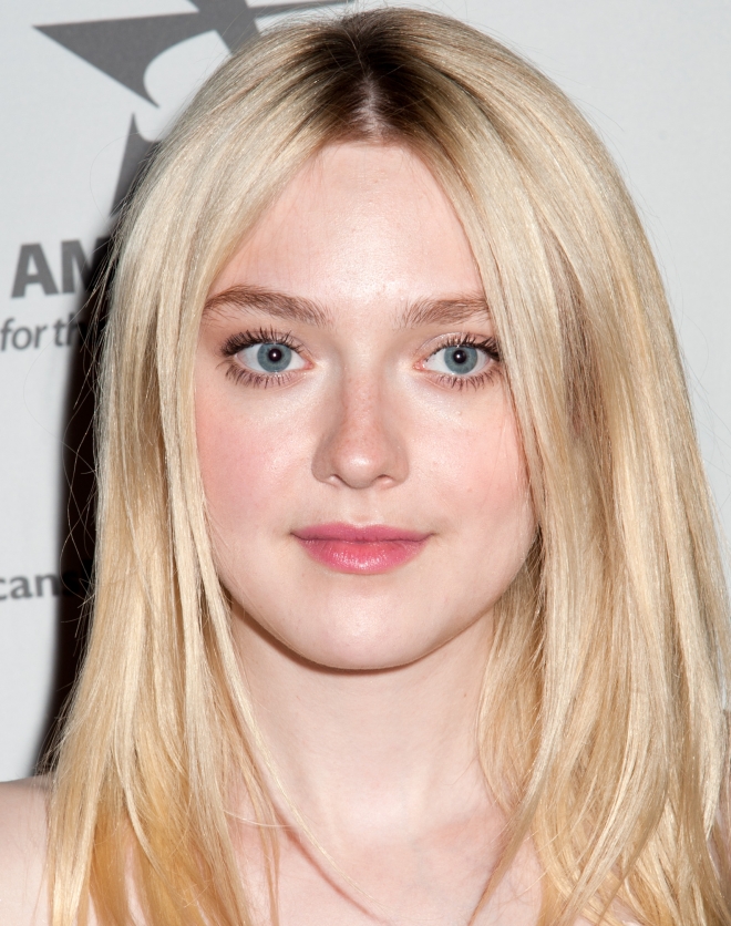 Dakota Fanning Weight Height Measurements Bra Size EthnicitySexiezPix Web Porn