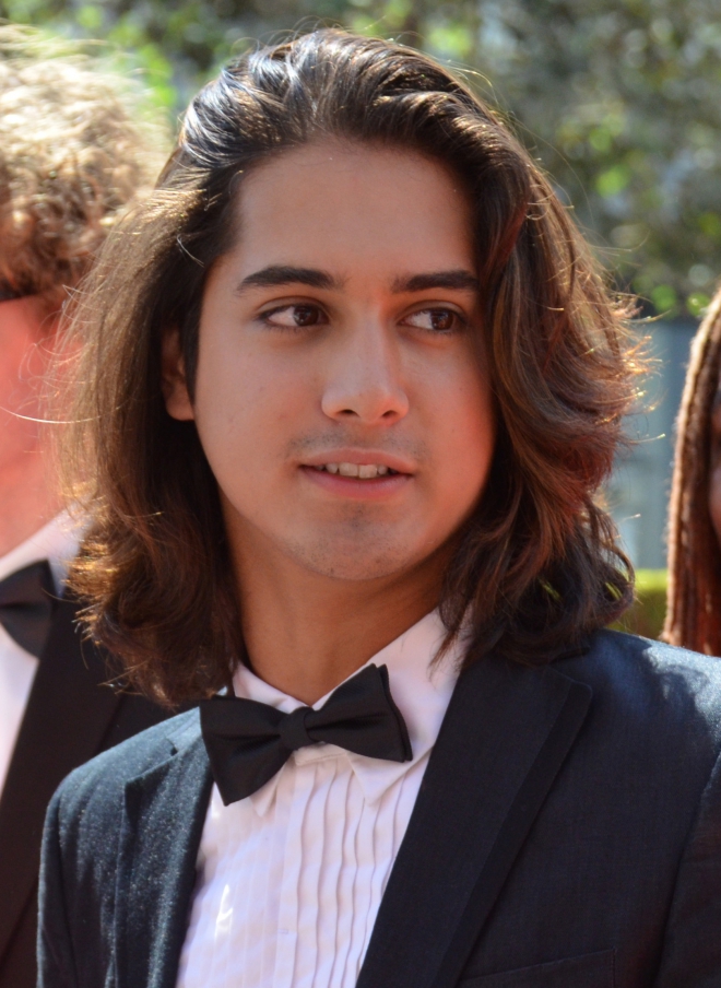 Avan Jogia Weight Height Ethnicity Hair Color Shoe Size