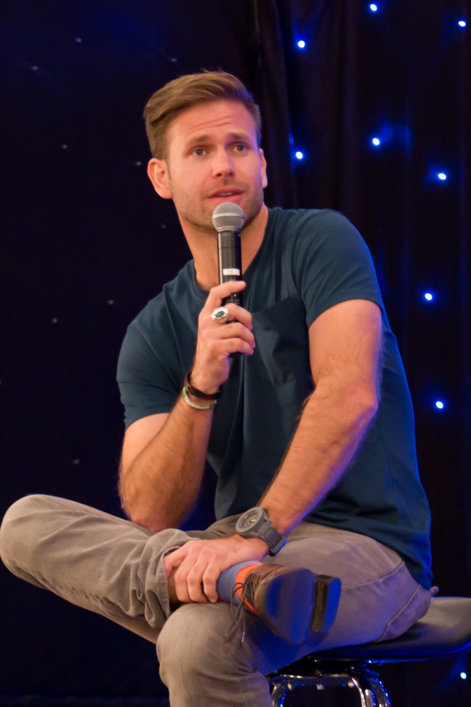 Matthew Davis Weight Height Ethnicity Hair Color Eye Color