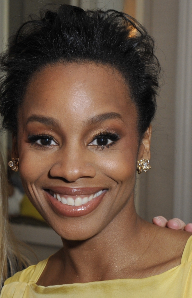 Anika Noni Rose Weight Height Ethnicity Hair Color Eye Color