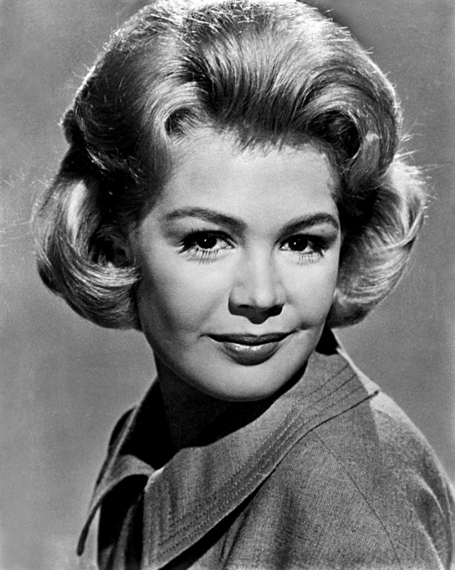 Sandra Dee Weight Height Ethnicity Hair Color Shoe Size
