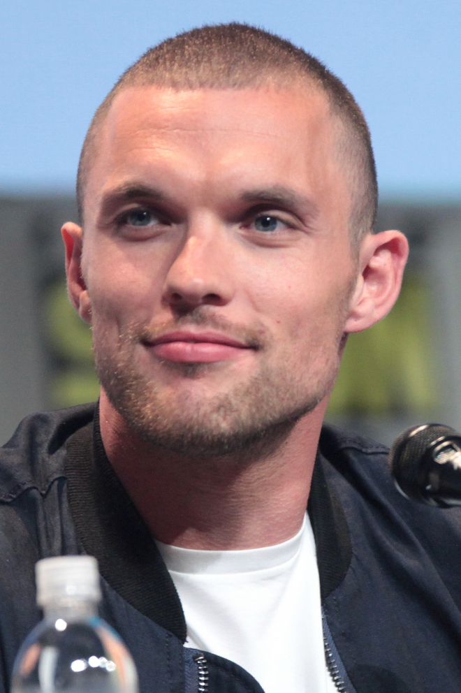 Ed Skrein Weight Height Ethnicity Hair Color Eye Color