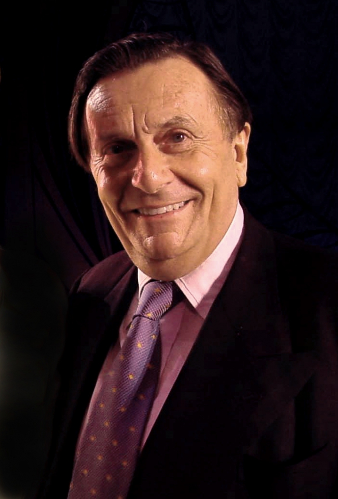 Barry Humphries Height Weight Net Worth Age Birthplace