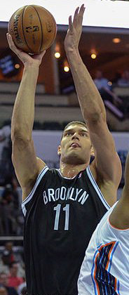 Brook Lopez Weight Height Net Worth Ethnicity Hair Color