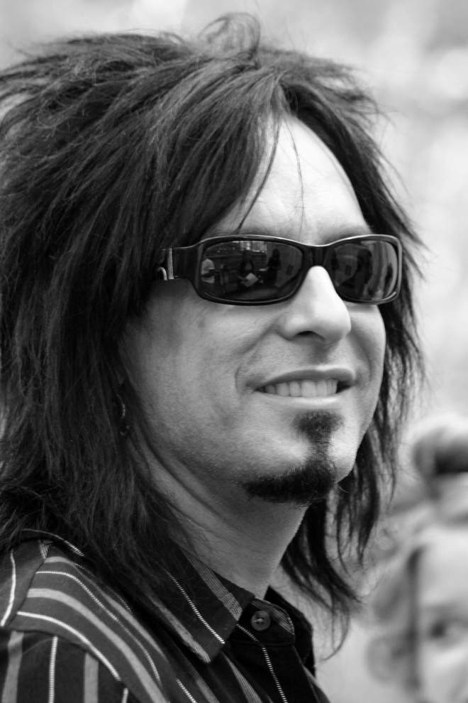 Nikki Sixx Wife, Dating History, Relationships